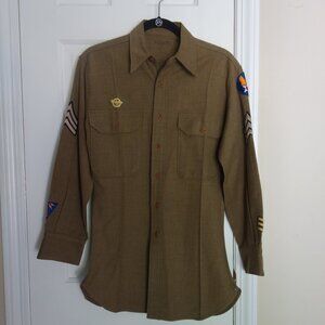 WWII Uniform Military AirForce Long Sleeve Form Fit Button Shirt – Sz 14-1/2, 32